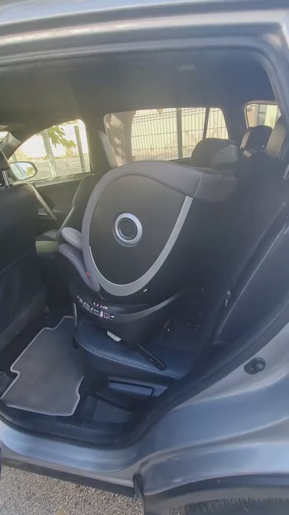 Siège Auto 360° évolutif  0- 12 ans video